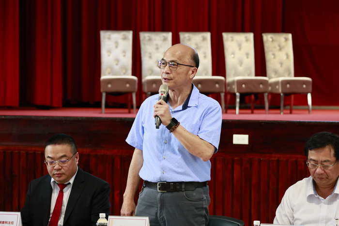 本校專44期暑假實習說明會於115年6月8日假大禮堂舉行，會議由校長主持。圖片