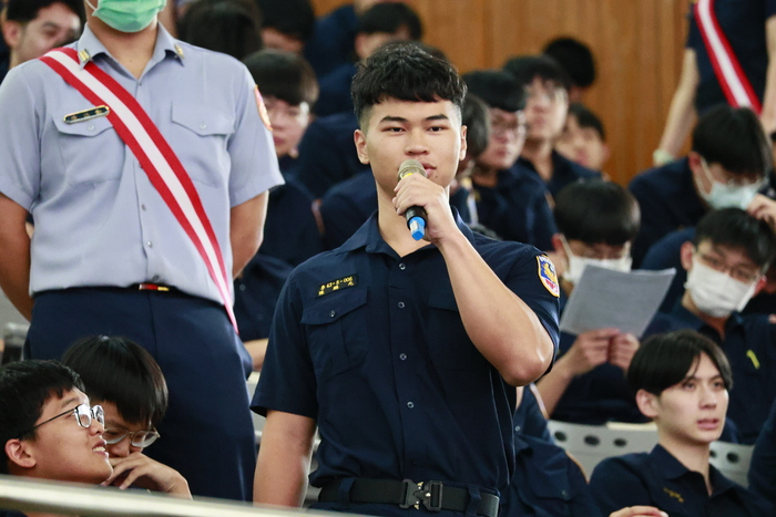 專43期畢業講習校長講授「基層執法工作的素養與期許－守護正義的初衷與新時代執法展望」圖片